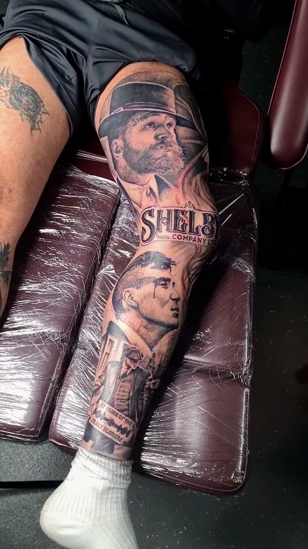 Peaky Blinders leg sleeve tattoo, the finished piece — cover photo